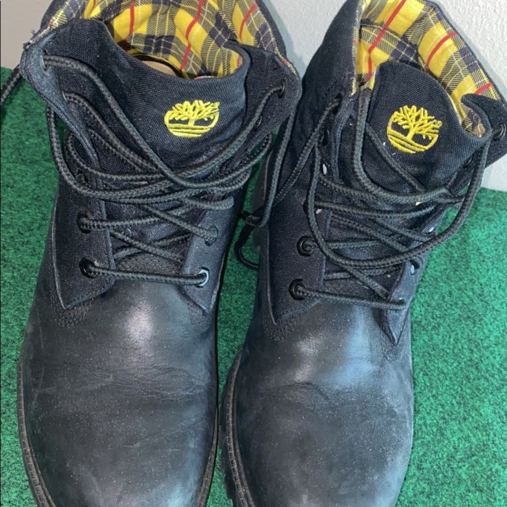 Black timbs